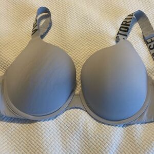 Victoria's Secret t-shirt push-up, full coverage 32 DDD